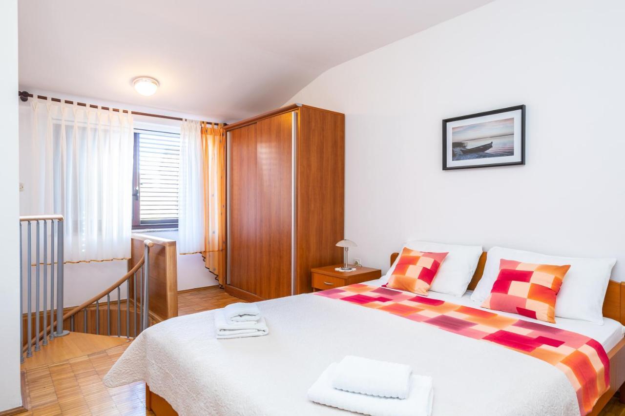 Maretic Apartment Медулин Екстериор снимка